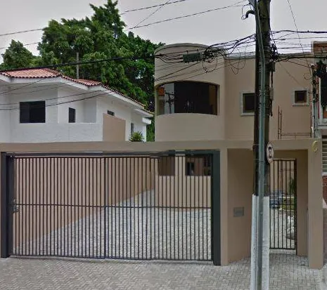 Fachada do consultório na Rua Manuel da Nóbrega, no Paraíso, em São Paulo